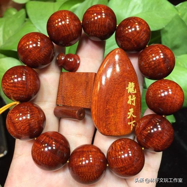 我有一枚空间珠（我有一枚空间珠林小飞）
